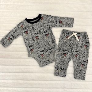 Baby Gap Mickey Mouse set (6-12 months)